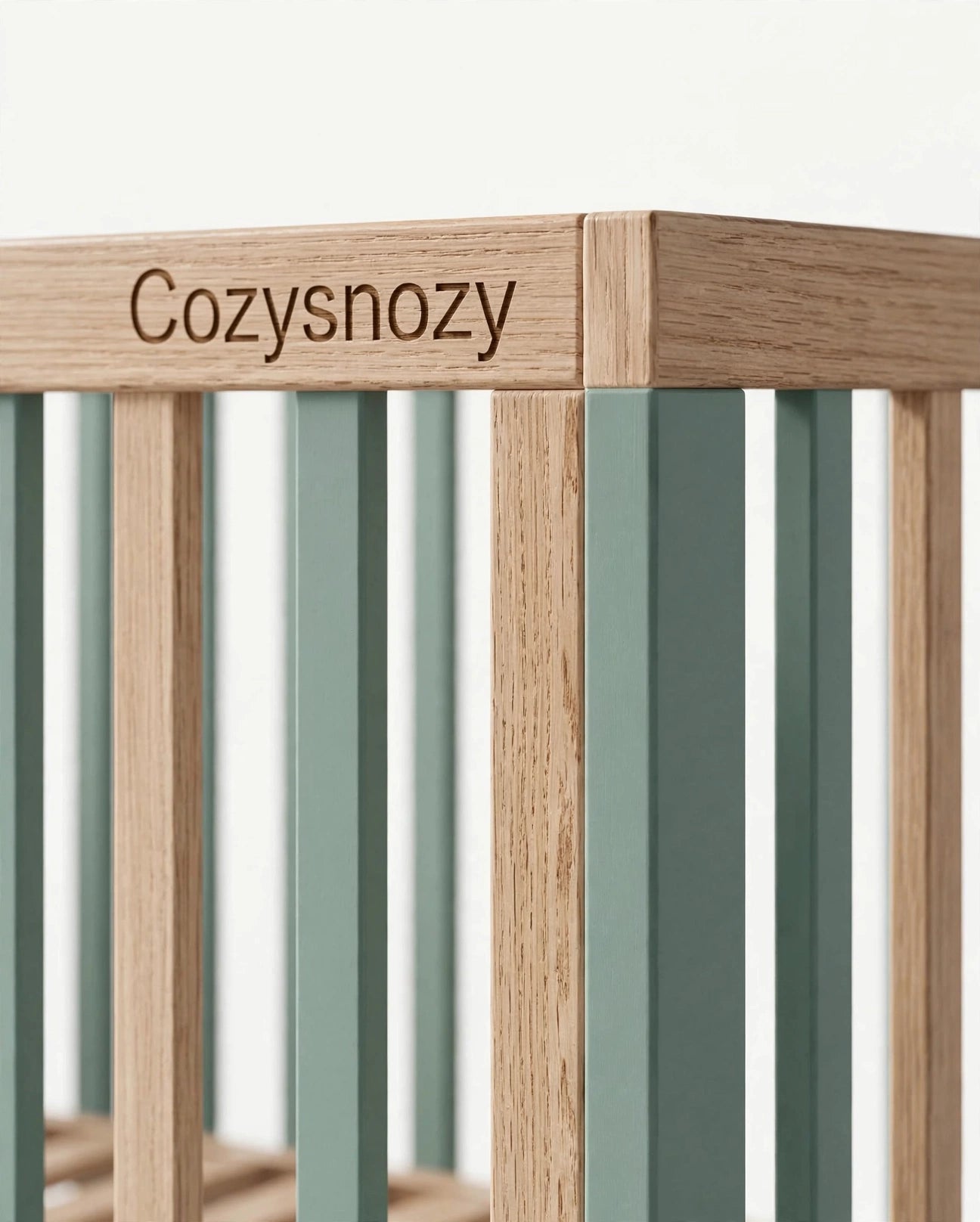 Saga Green Crib