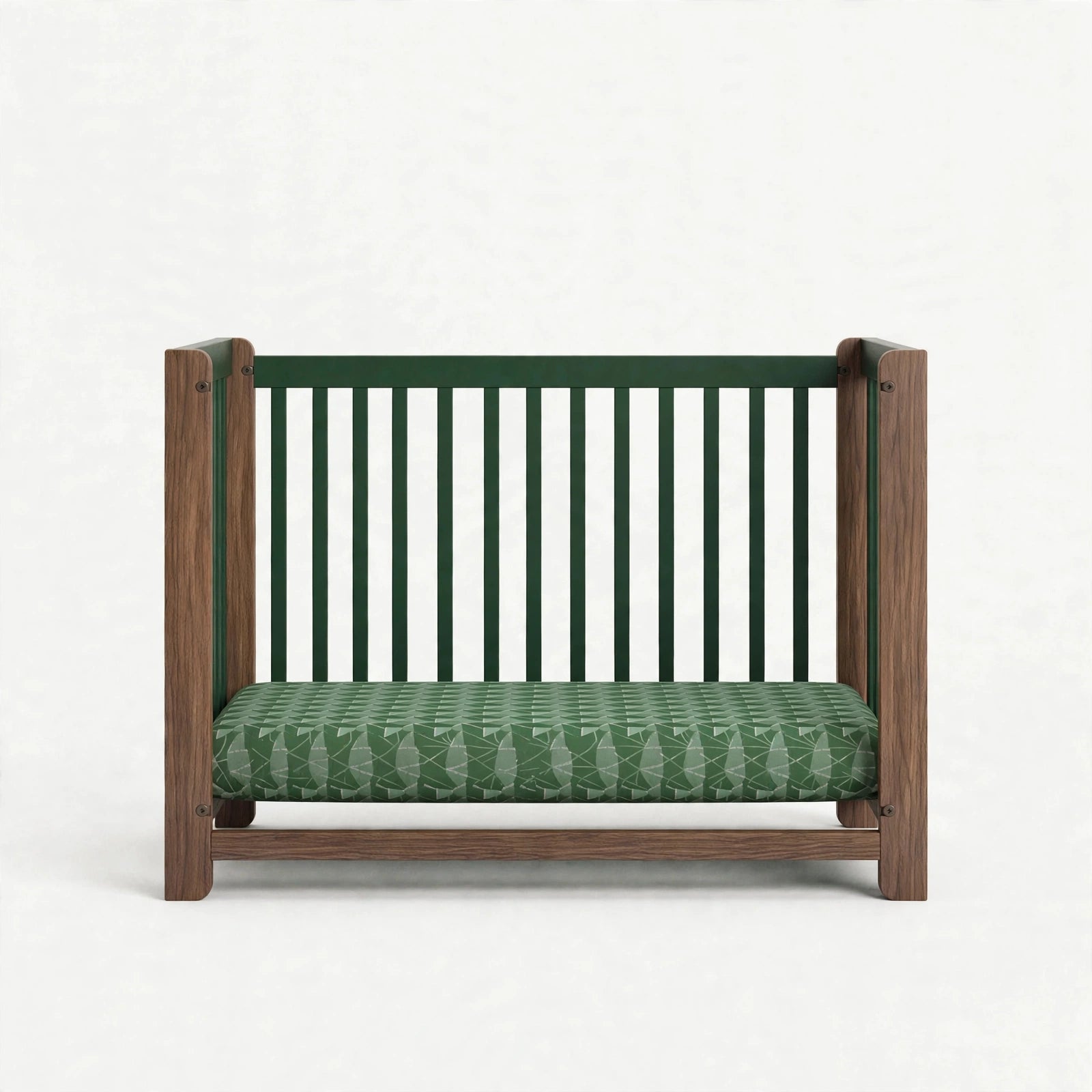 طقم حضانة - أخضر غامق (Dark Forest Green) وجوزي (Walnut)